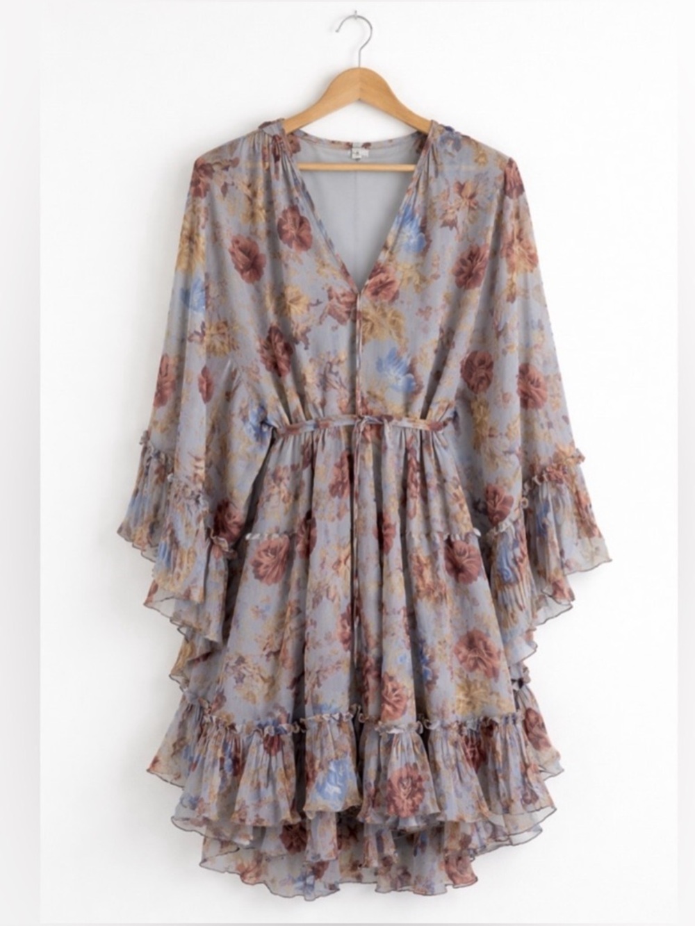 Ungaro Farell Floral Ruffle Dress
Multicolor Floral Caftan Style
Size: XXL